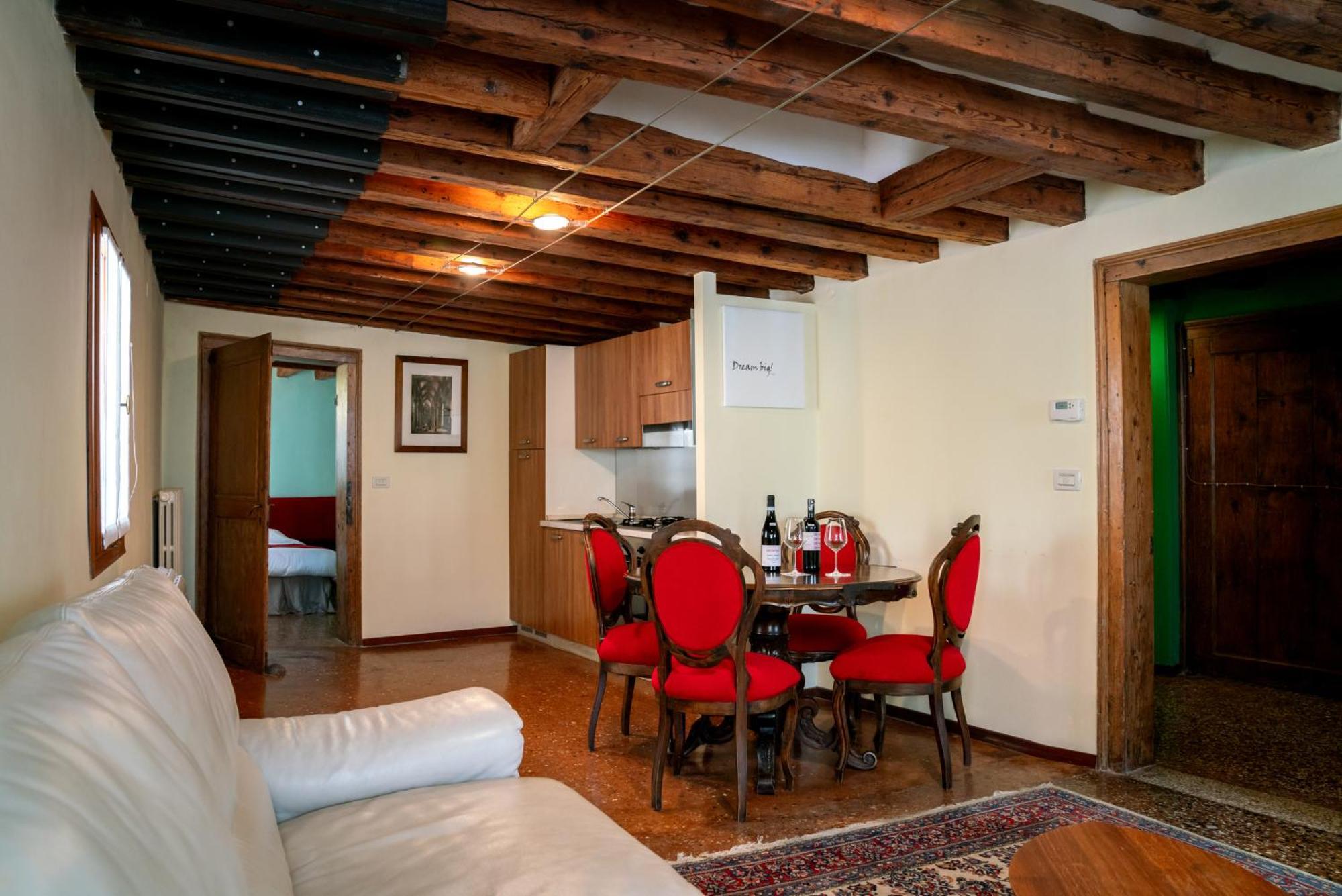 Hotel Palazzo San Luca Venedig Zimmer foto
