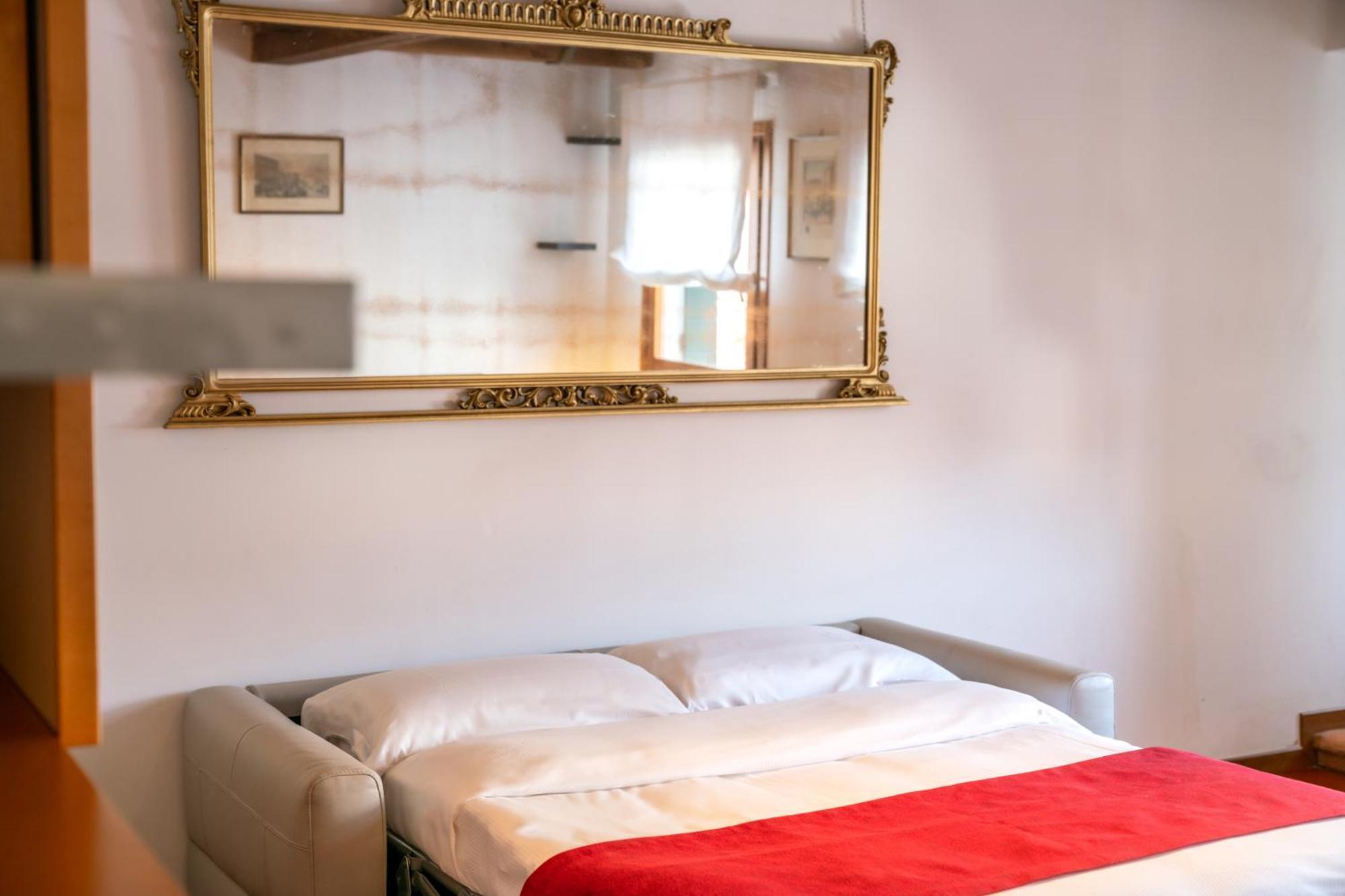 Hotel Palazzo San Luca Venedig Zimmer foto