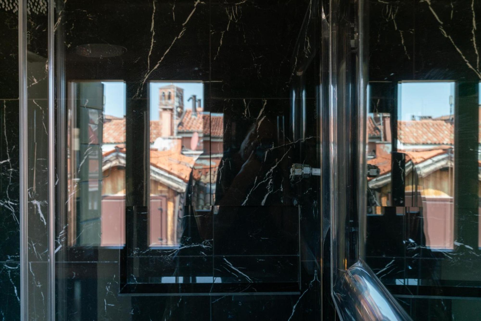 Hotel Palazzo San Luca Venedig Zimmer foto
