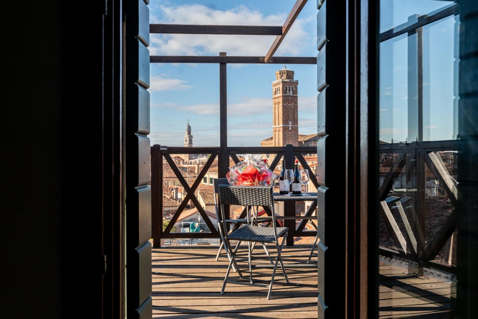 Hotel Palazzo San Luca Venedig Zimmer foto